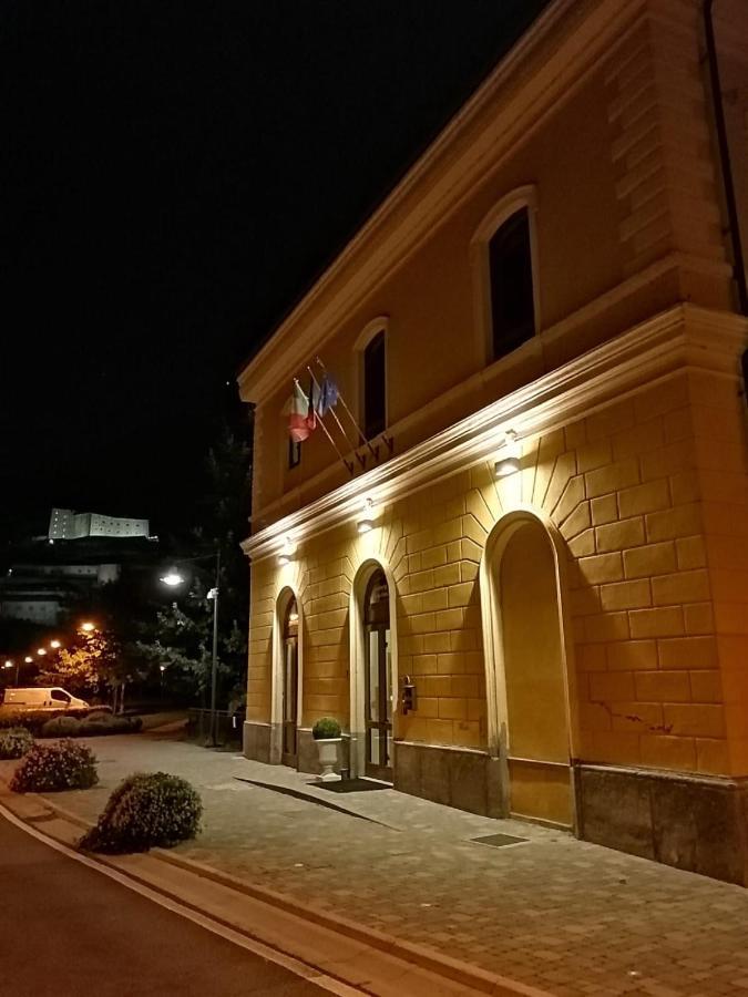 Auberge De La Gare - Dortoir & Ostello Hone المظهر الخارجي الصورة